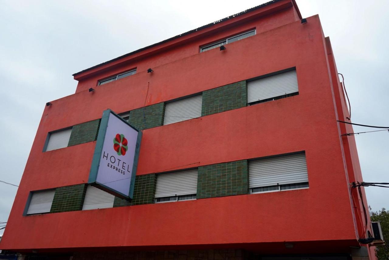 Hotel Express Maldonado Bagian luar foto