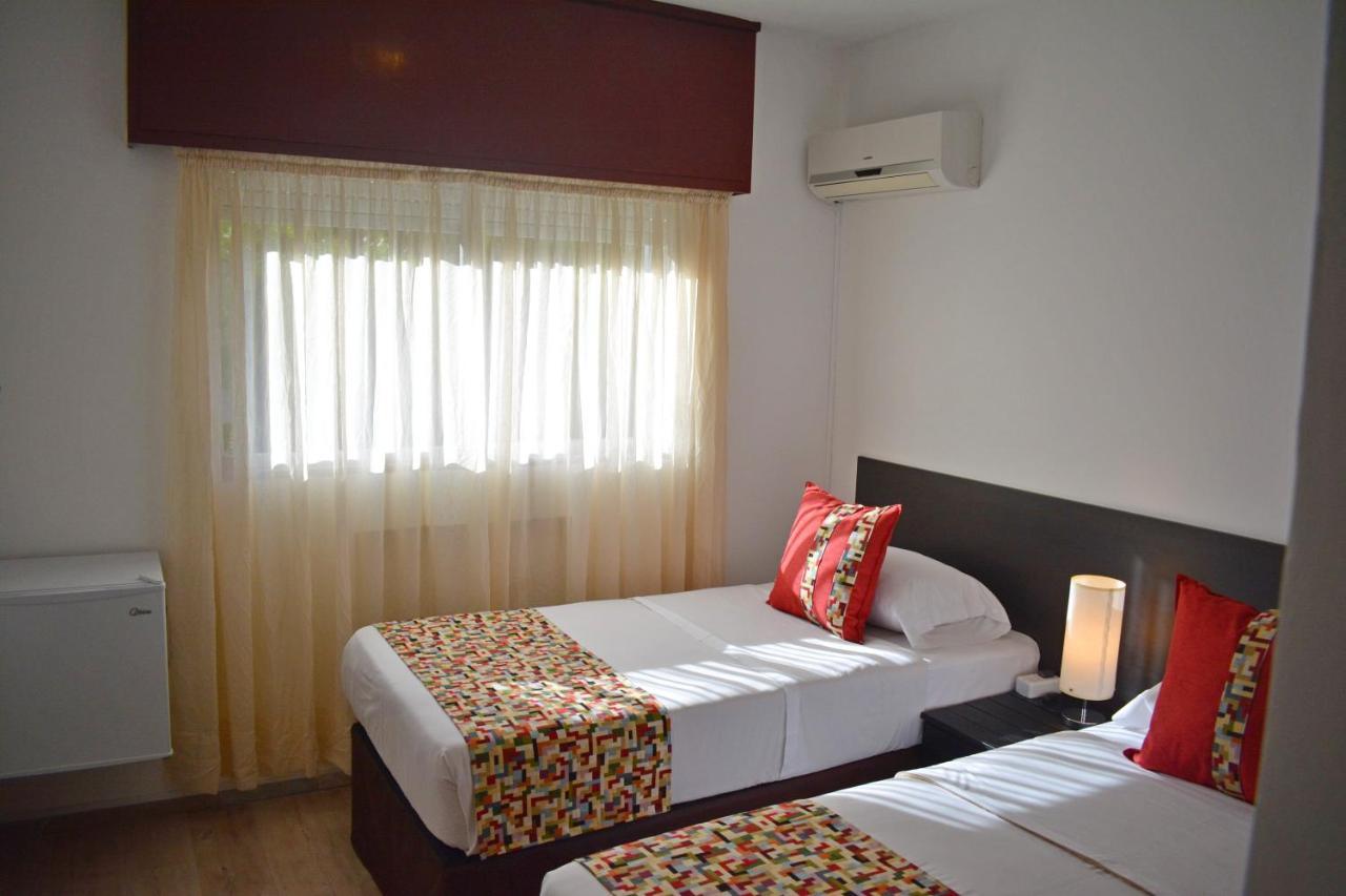Hotel Express Maldonado Bagian luar foto